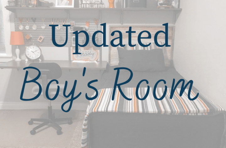 A boy's colorful bedroom with Elfa shelving and organized toys